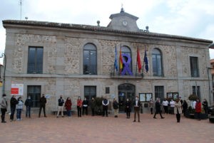 El Ayuntamiento de Valdemorillo se reafirma este 8-M  en su compromiso con la defensa y protección de la igualdad real entre mujeres y hombres  y reivindica la importancia de “no dar pasos atrás  en el camino andado”