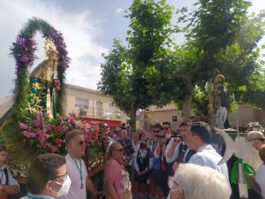 Valdemorillo honra la tradición con su espectacular romería