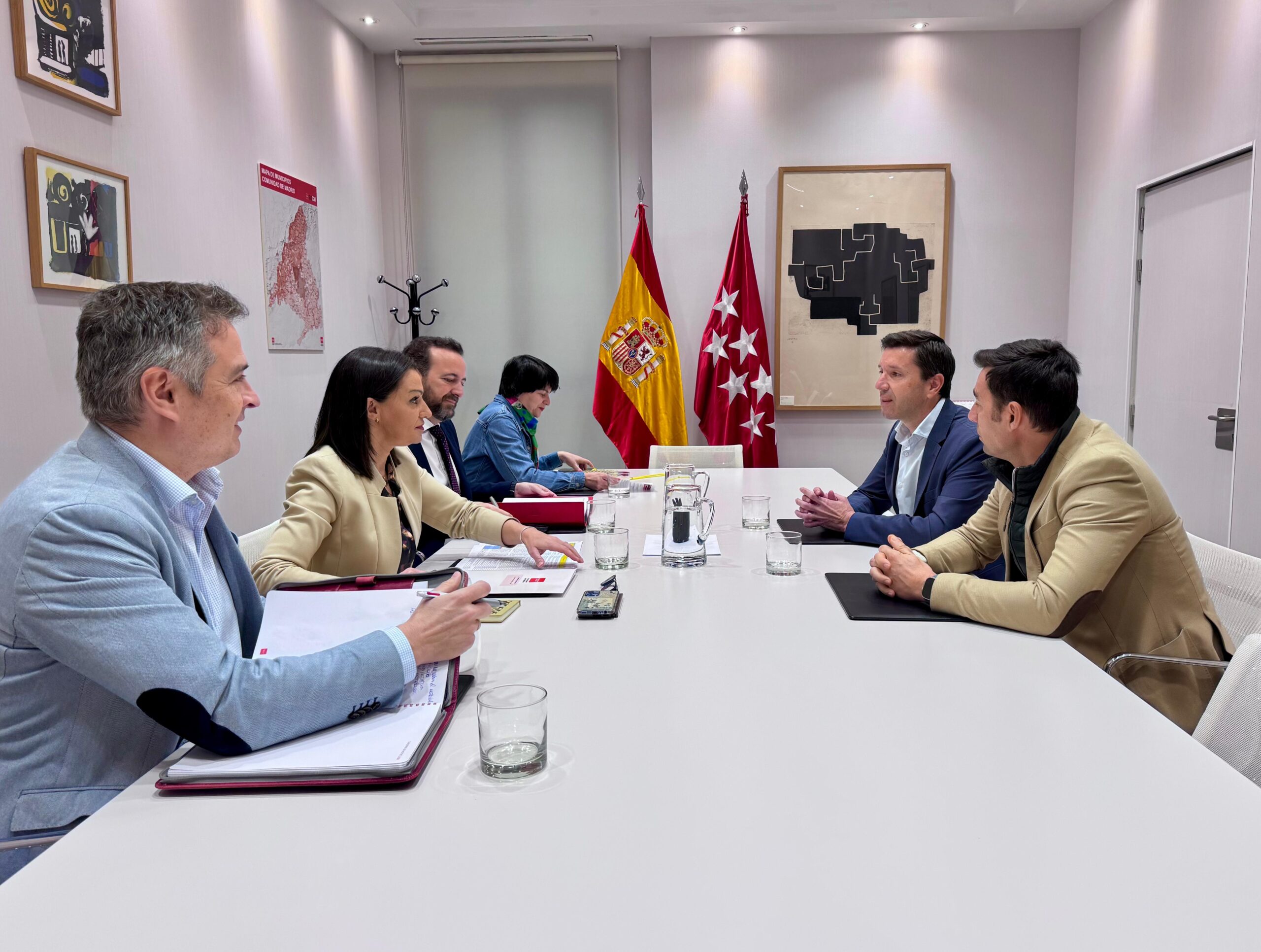 En este momento estás viendo Ayuntamiento y Comunidad de Madrid estrechan su colaboración en materia educativa